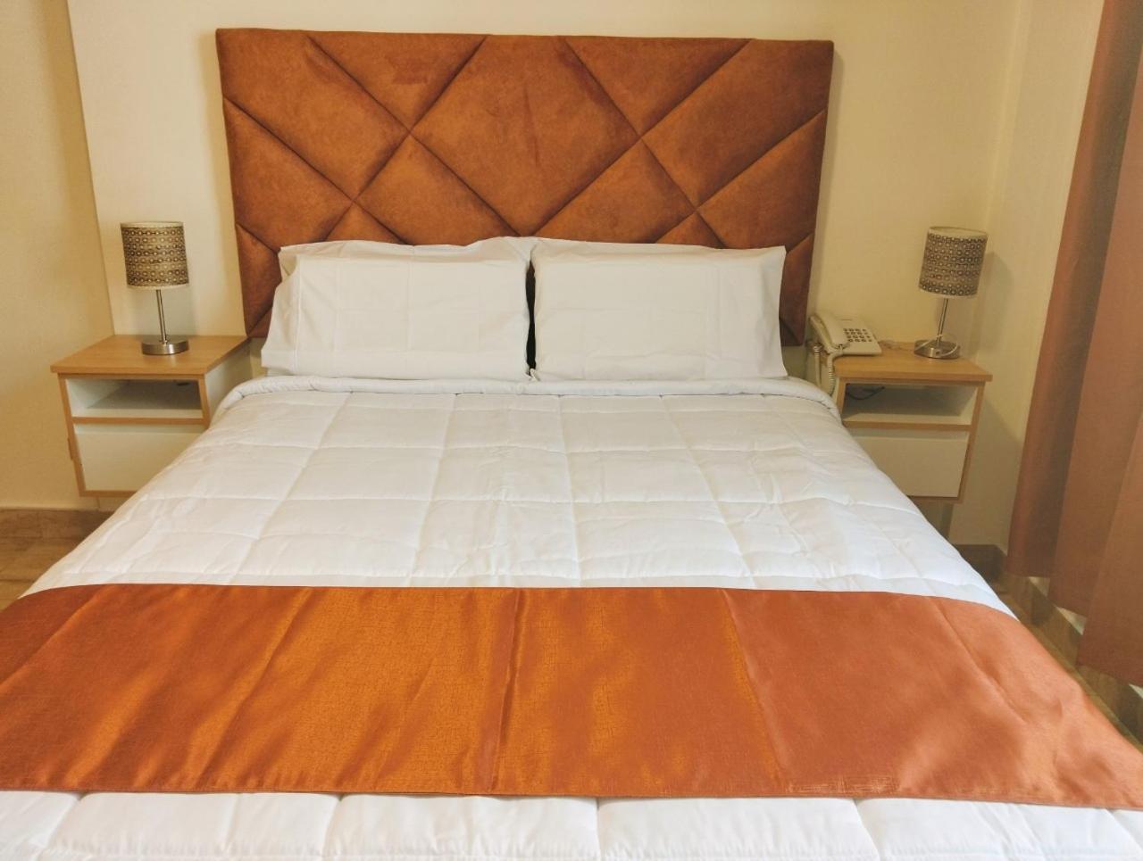 Hotel Soul Mate Inn Лима Екстериор снимка